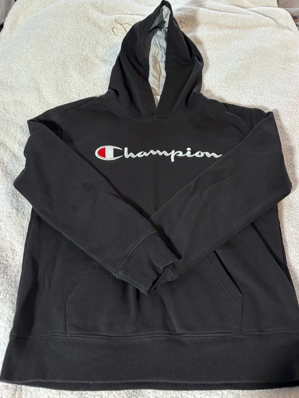 Boys sweatshirts - Eagles, Jordan, puma & champion - 4 total